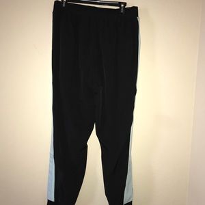 N-2 Black active pants